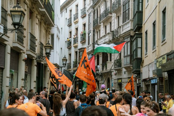 Peut-on faire analyser son eau en pharmacie ? réponses utiles !