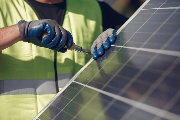 Rénovation d'ampleur : investissez dans l'énergie solaire durable